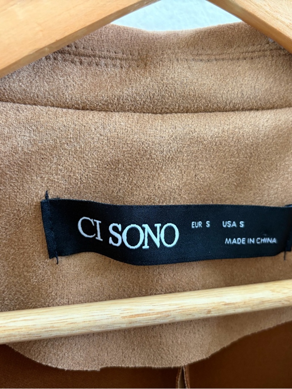 Ci Sono Double-Breasted Suede-Look Blazer in Warm Tan - Picture 3 of 4